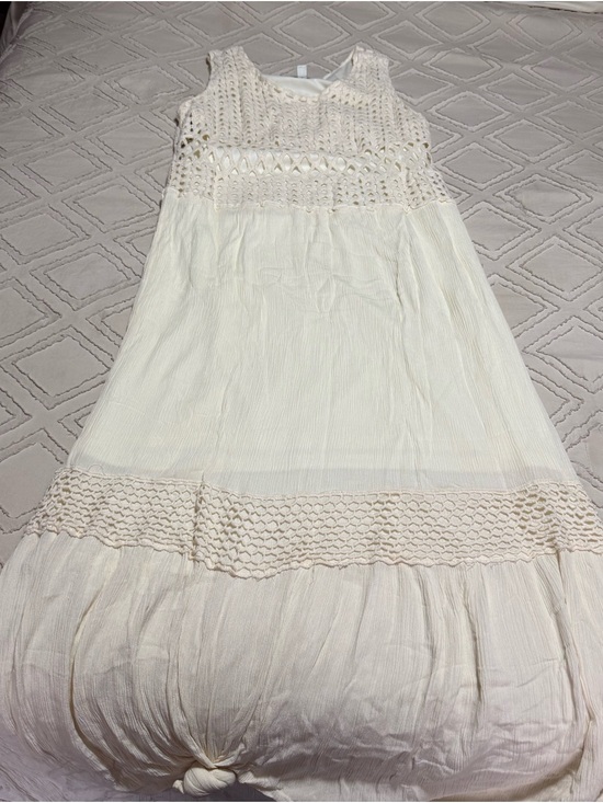 Cato Dresses & Skirts - Cream Crochet Bodice Maxi Dress